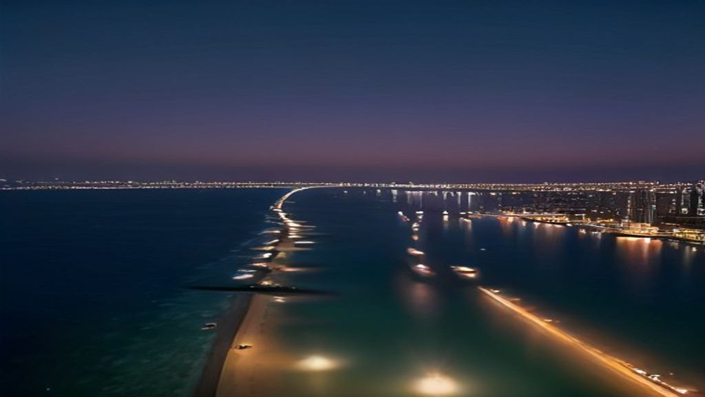Dubai Yacht Tour: Experience the Magic of Arabian Desert on a Luxury Cruise