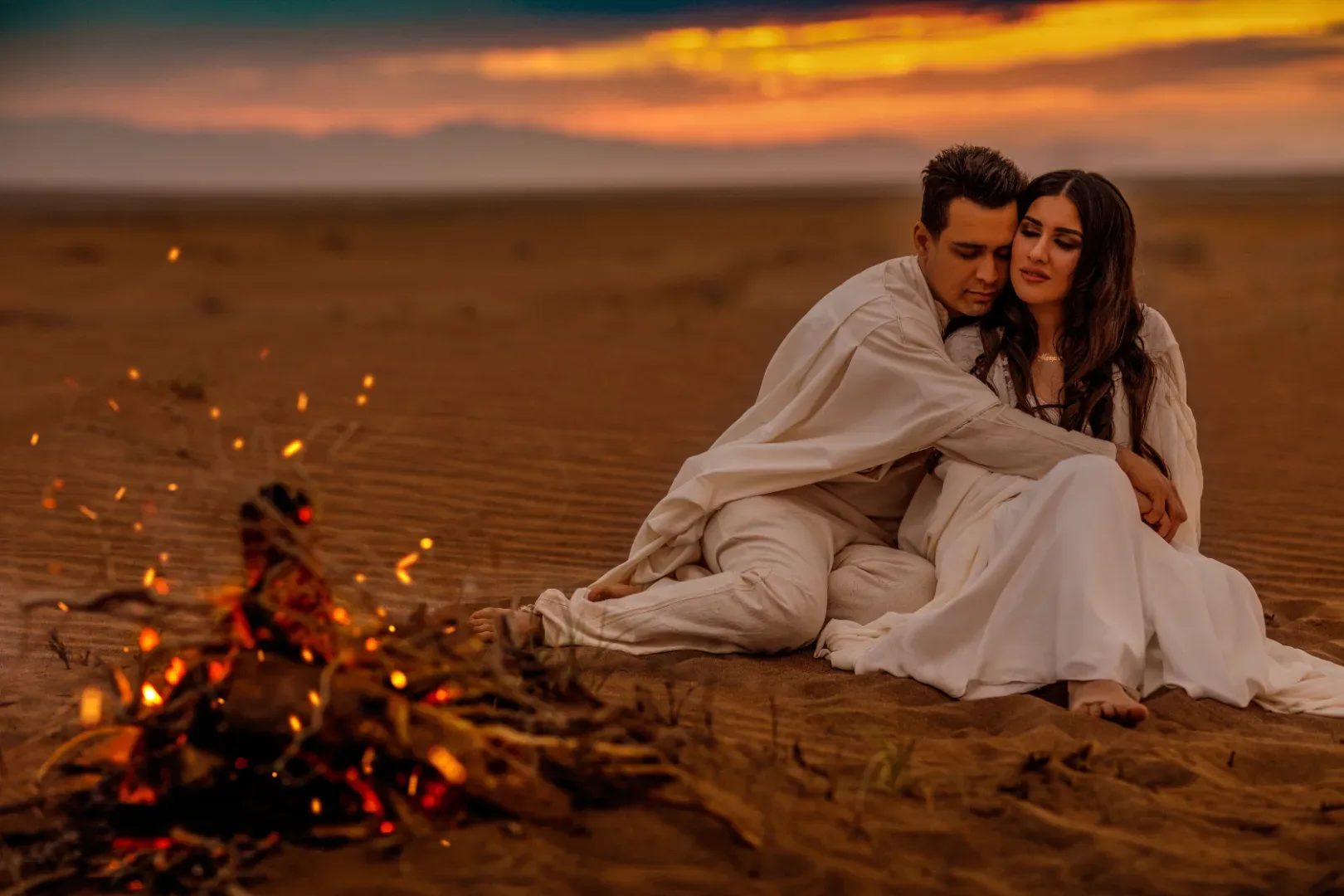 Best Romantic Desert Dinner In Dubai – Private Couple Date Experience & Family Tour with Transfers
